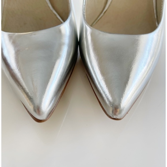 Michael Kors Patent Leather Heels Metallic Silver - 5.5 - Picture 4 of 6
